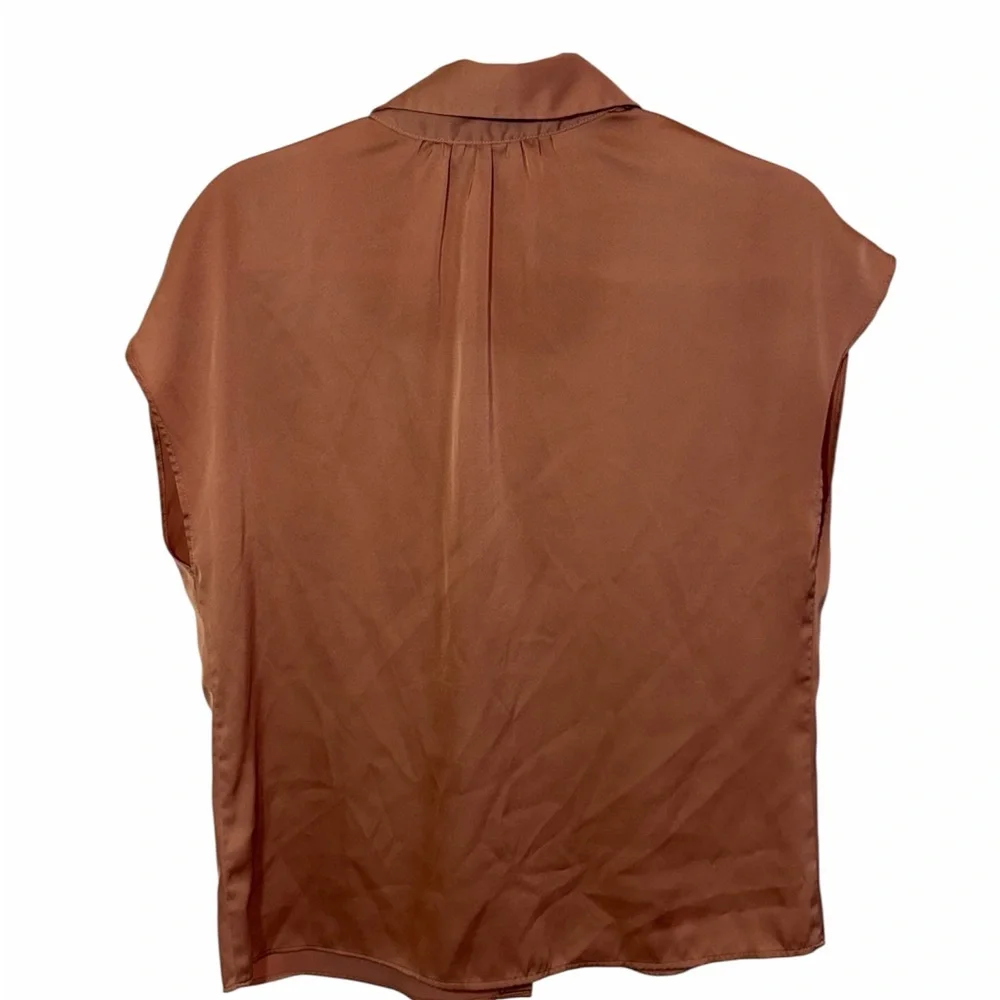 RACHEL Rachel Roy Sleeveless Button-Front Blouse in Dusty Rose - Picture 2 of 9
